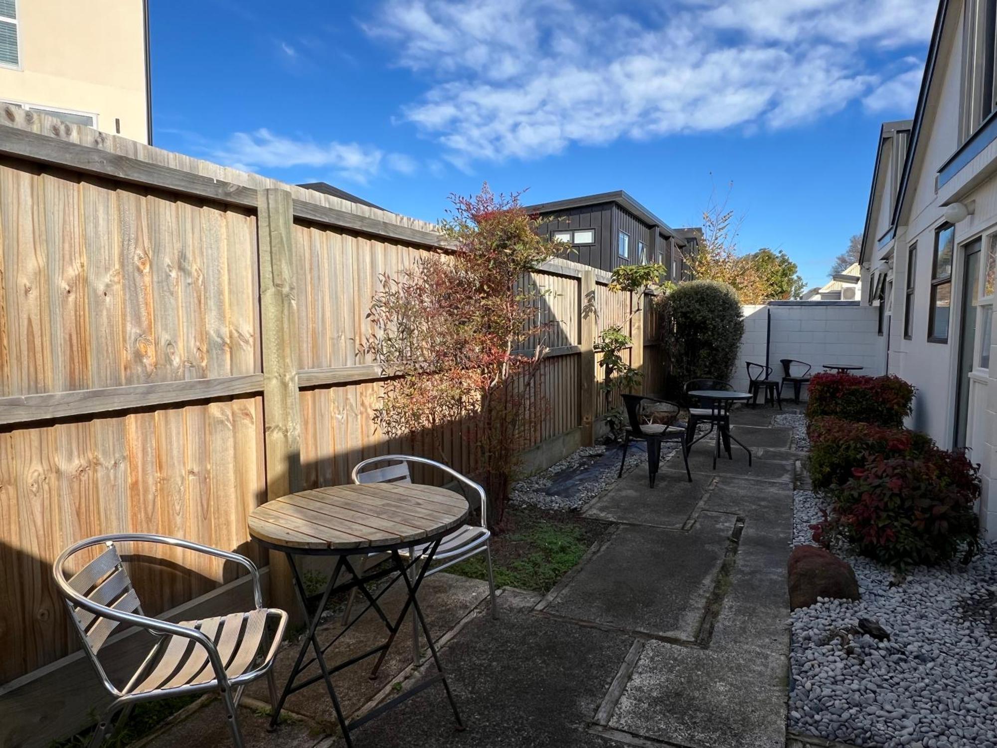 Diplomat Motel Christchurch Bagian luar foto
