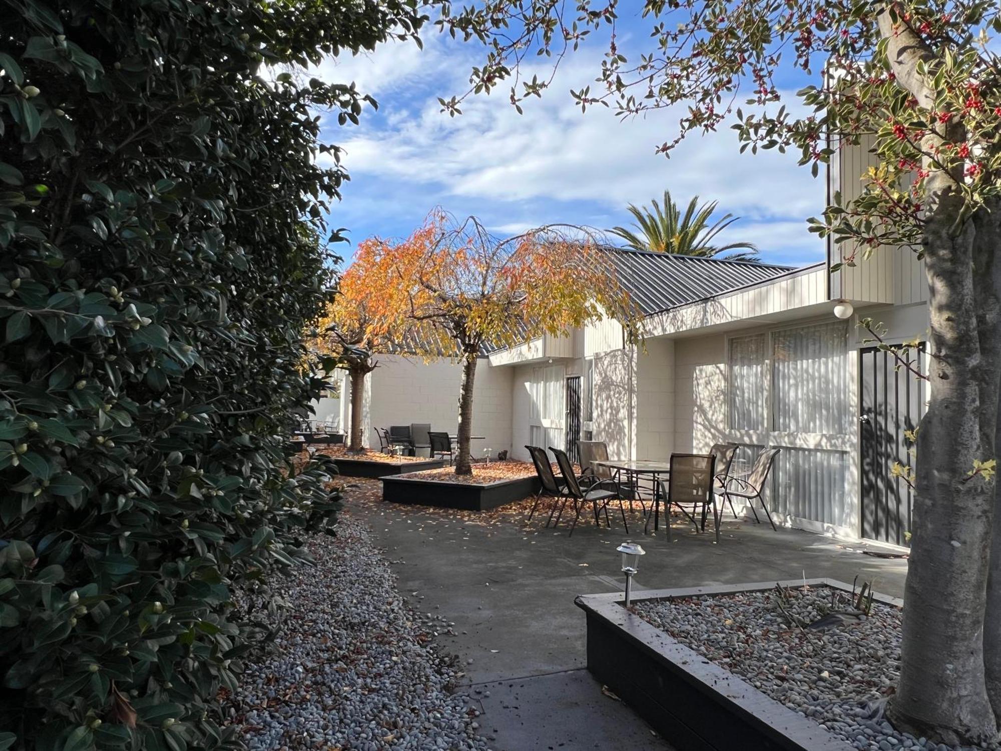 Diplomat Motel Christchurch Bagian luar foto