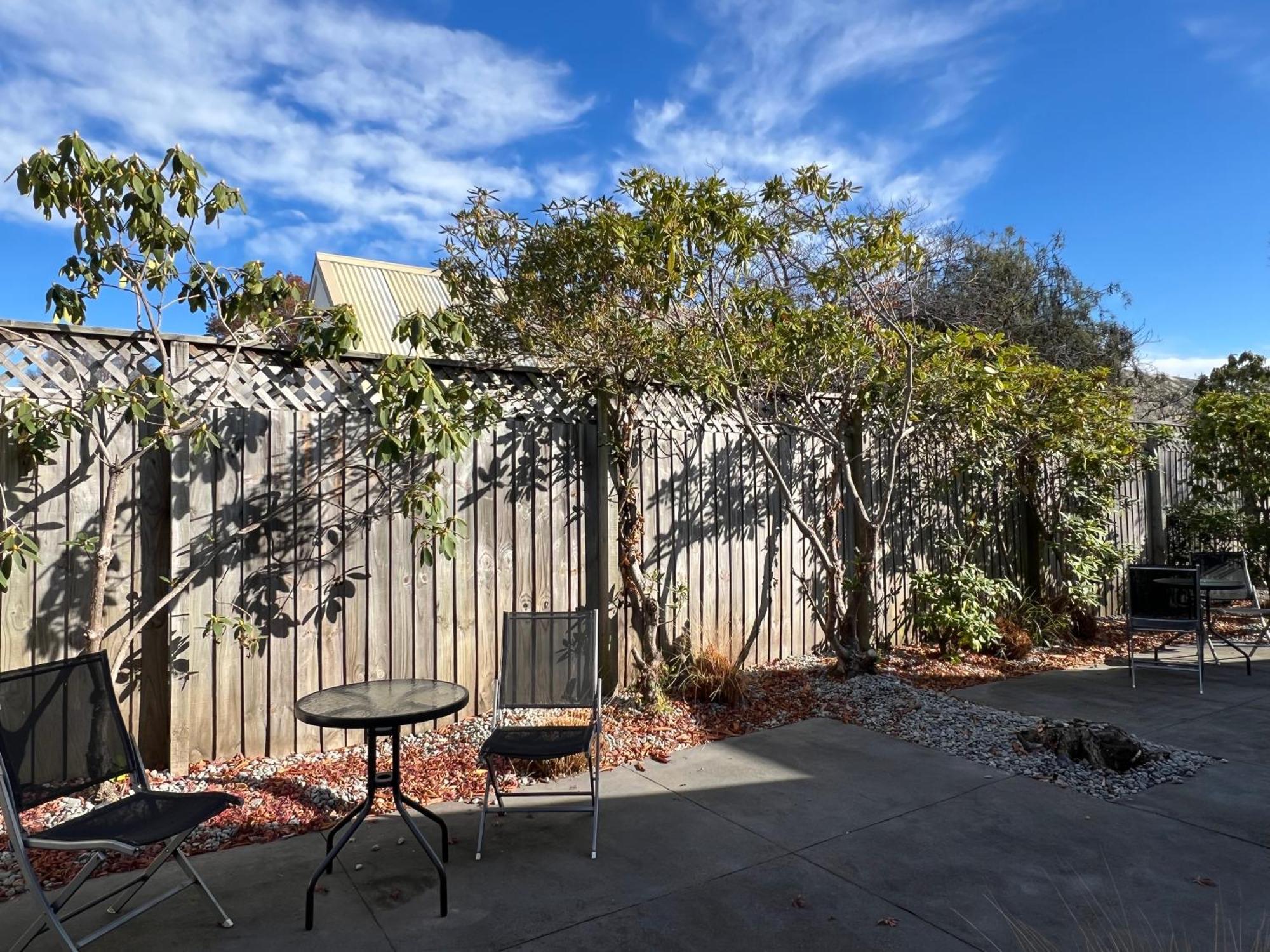 Diplomat Motel Christchurch Bagian luar foto