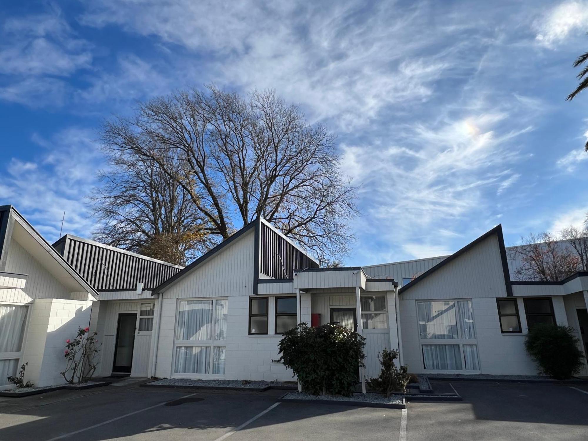 Diplomat Motel Christchurch Bagian luar foto
