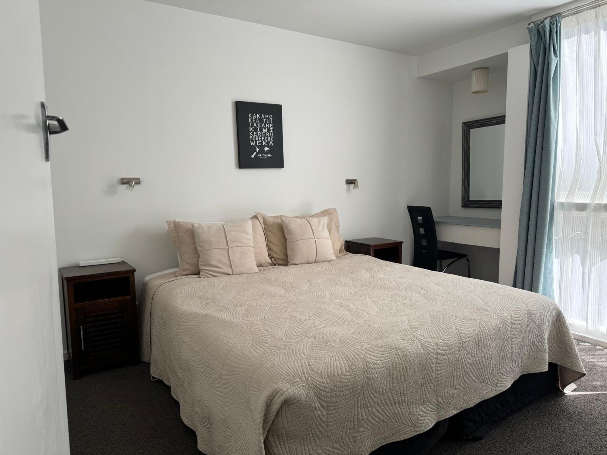 Diplomat Motel Christchurch Bagian luar foto