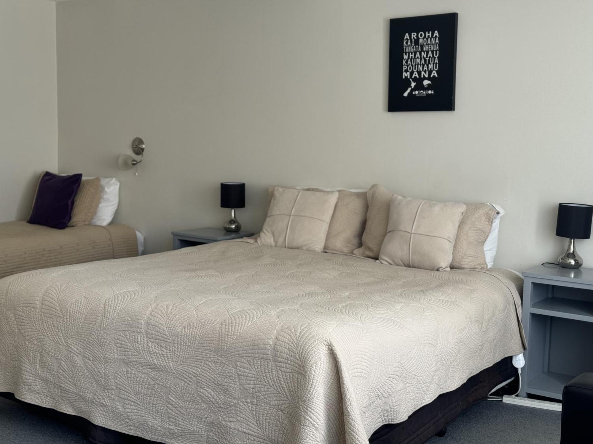 Diplomat Motel Christchurch Bagian luar foto