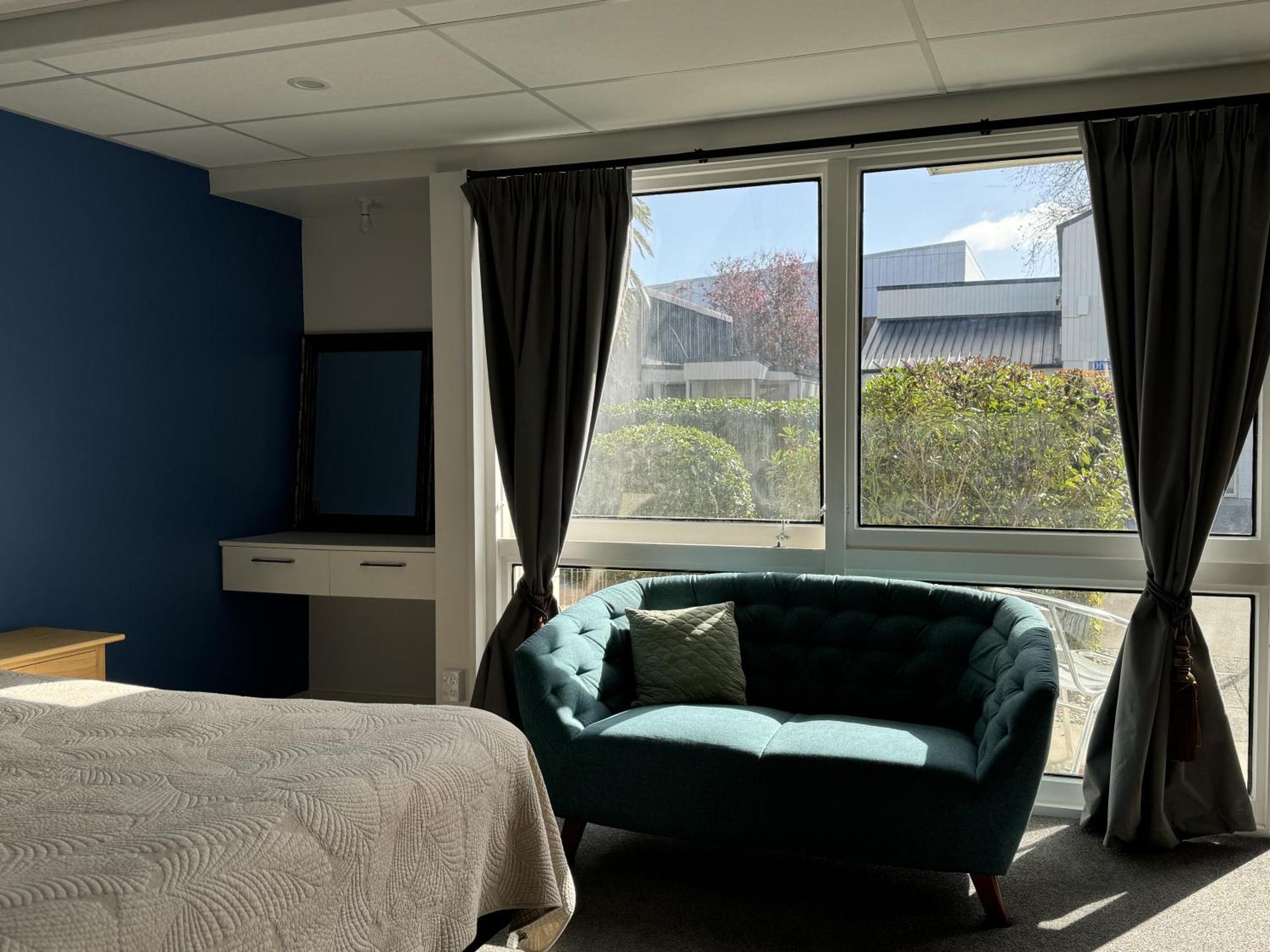 Diplomat Motel Christchurch Bagian luar foto