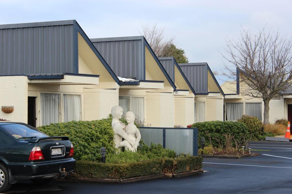 Diplomat Motel Christchurch Bagian luar foto